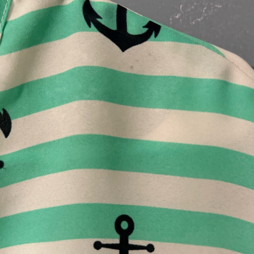 Anchor Print Blouse - Picture 7 of 8
